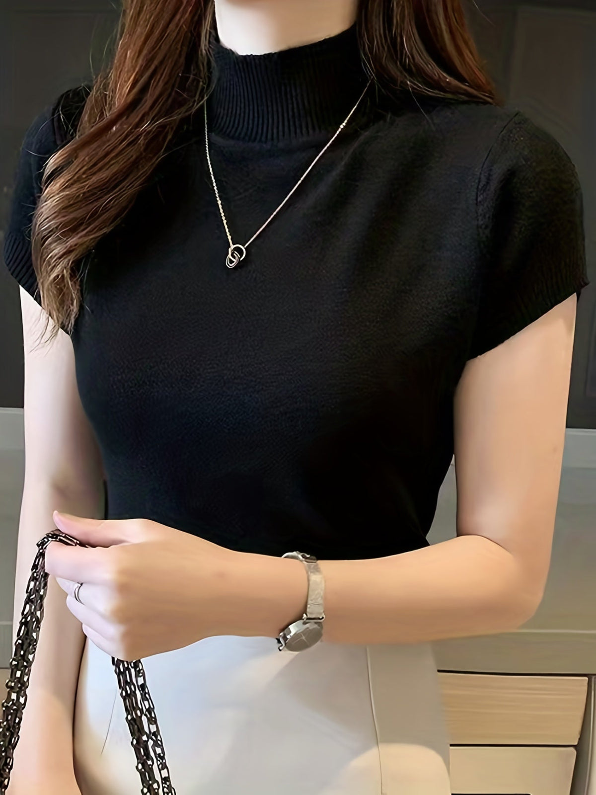 Elegancki Top z Półgolfem