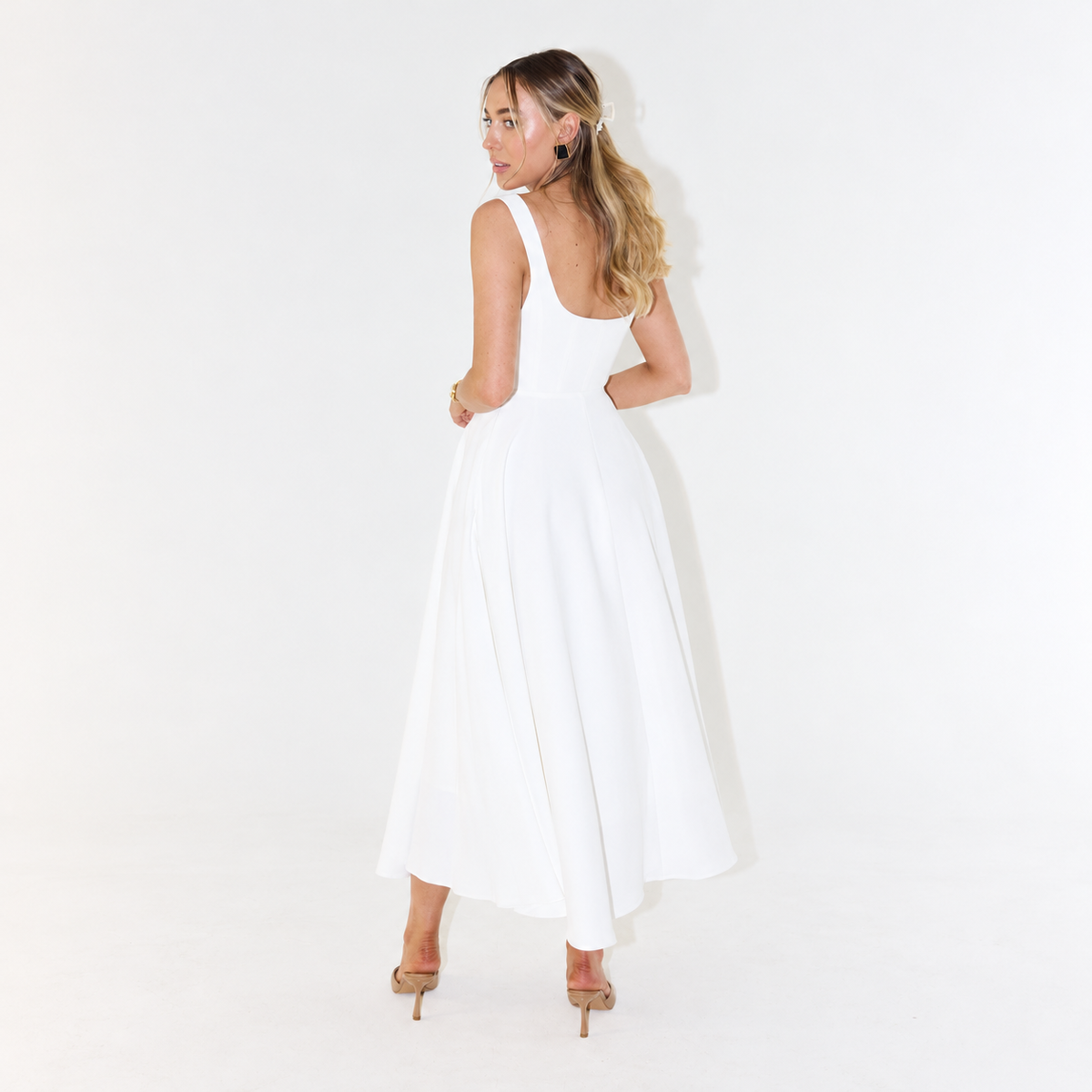 Elegancka Sukienka Midi
