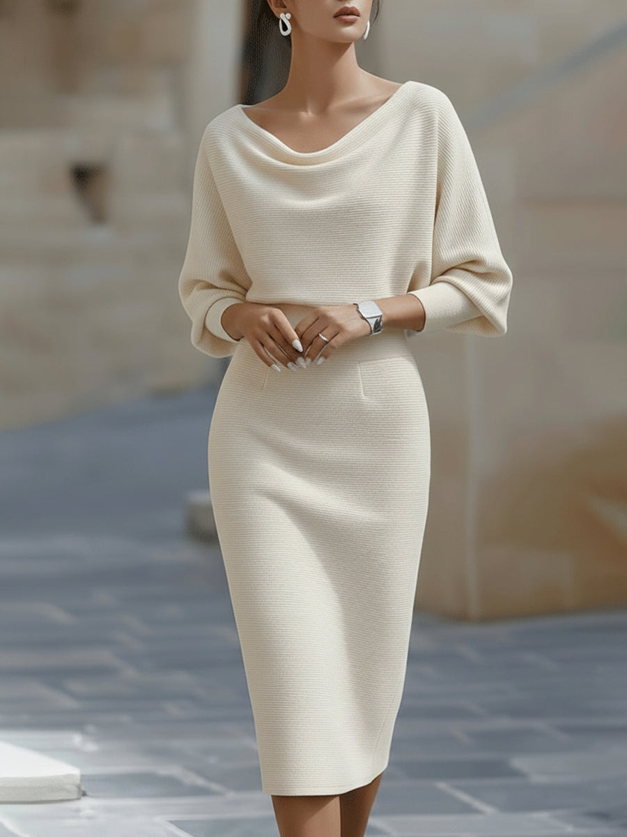 Elegancka Midi Sukienka z Okrągłym Dekoltem