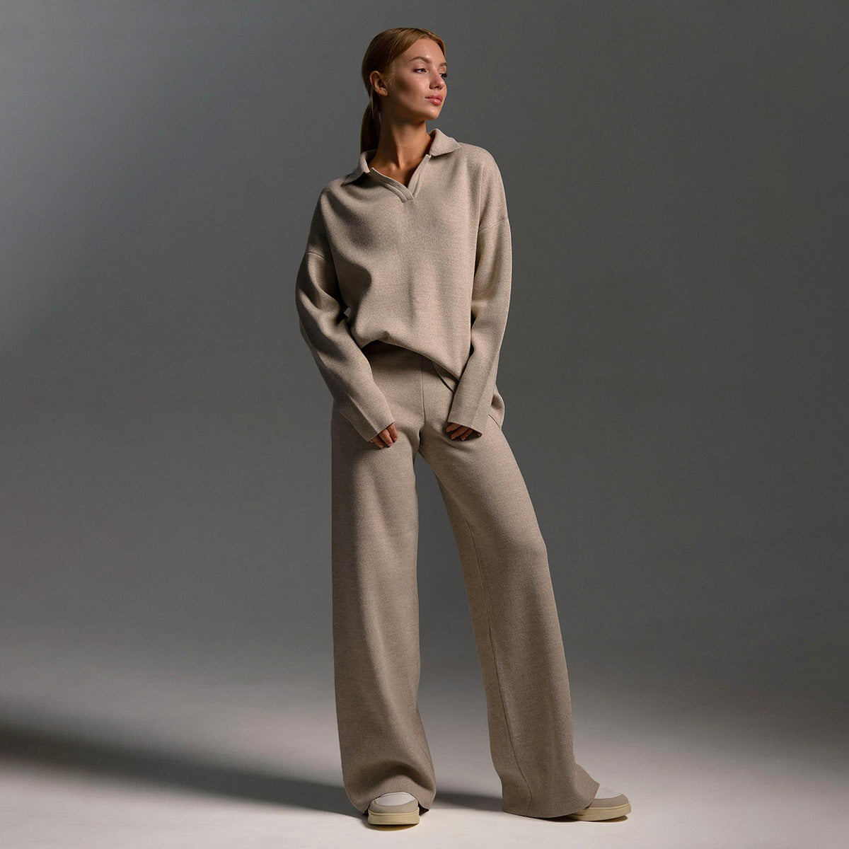 Dres z Oversize Swetrem Polo i Szerokimi Spodniami