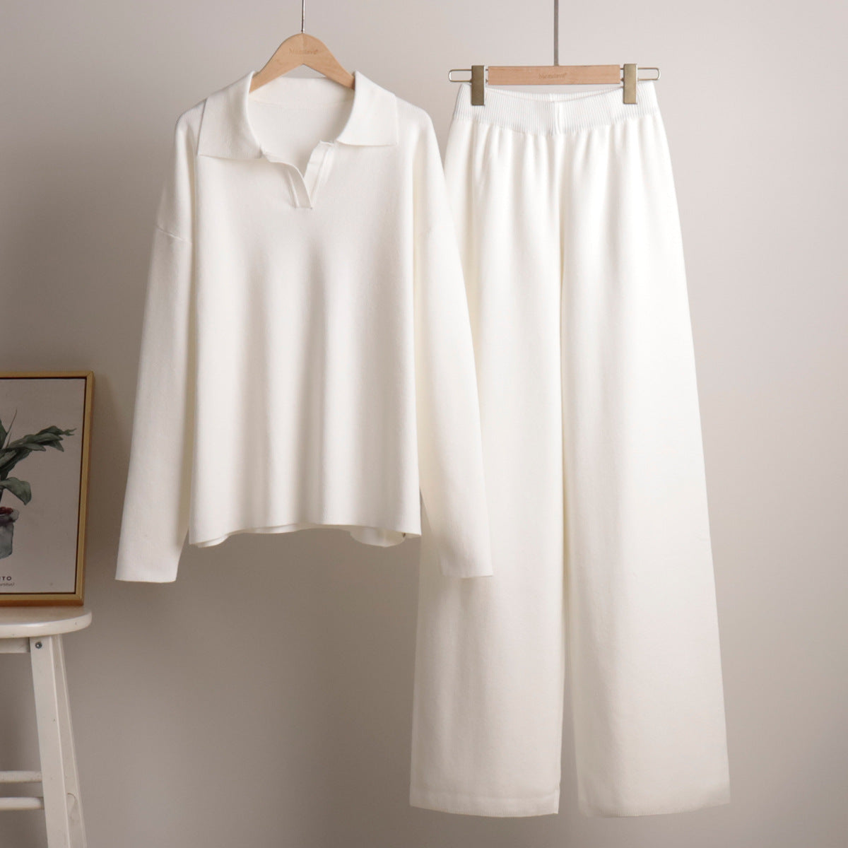 Dres z Oversize Swetrem Polo i Szerokimi Spodniami