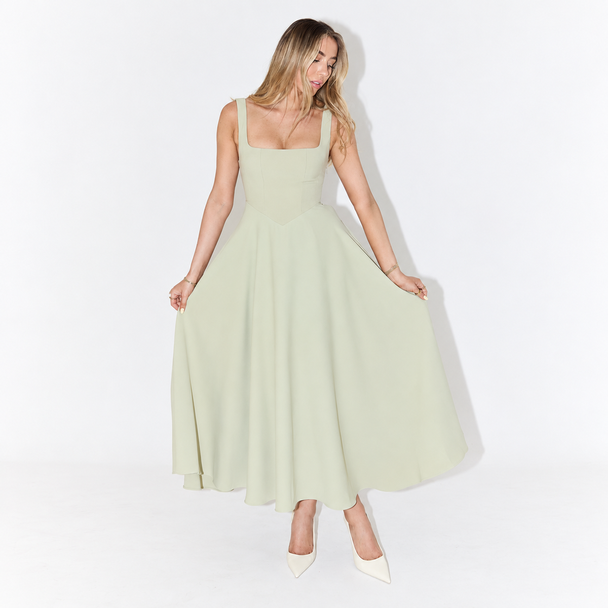 Elegancka Sukienka Midi